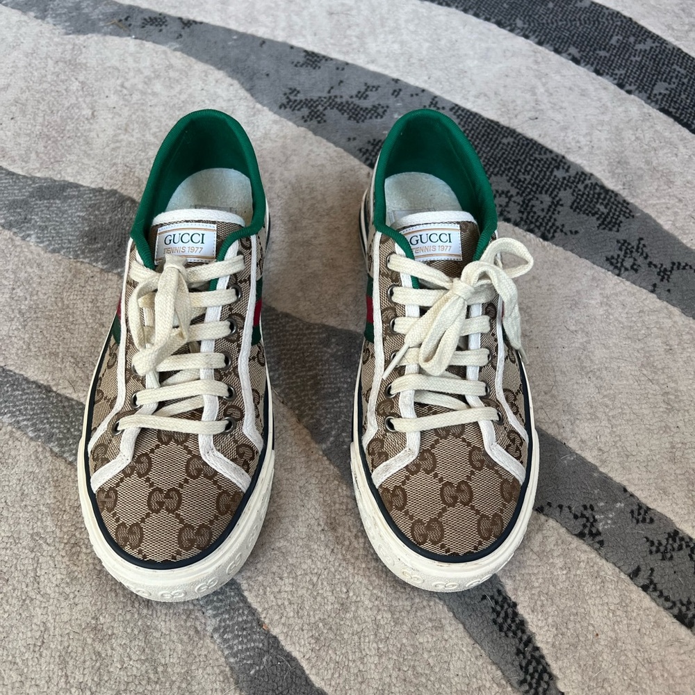 GUCCI sneakers